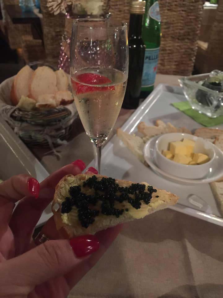 Basilico caviar and bubbly