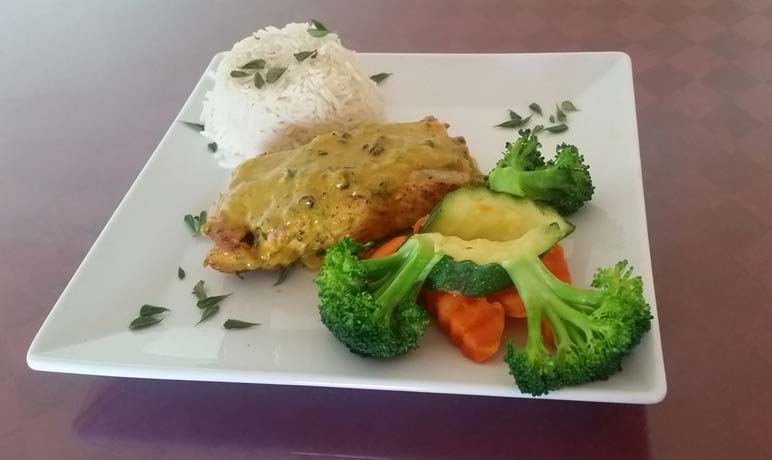 Island Fusion salmon in coconut curry sauce