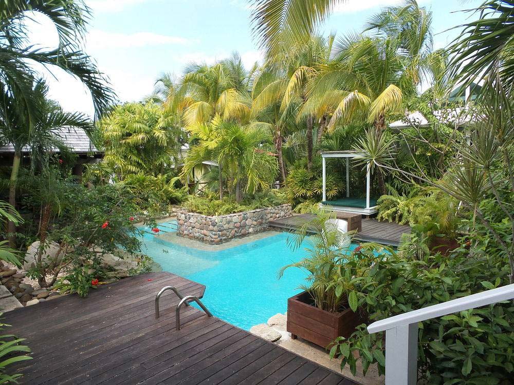 Le Jardin Creole pool deck