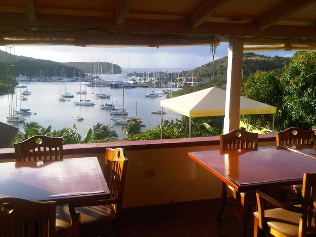 Ocean Inn dining view