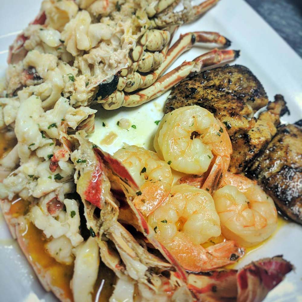 Papa Zouk lobster and shrimp