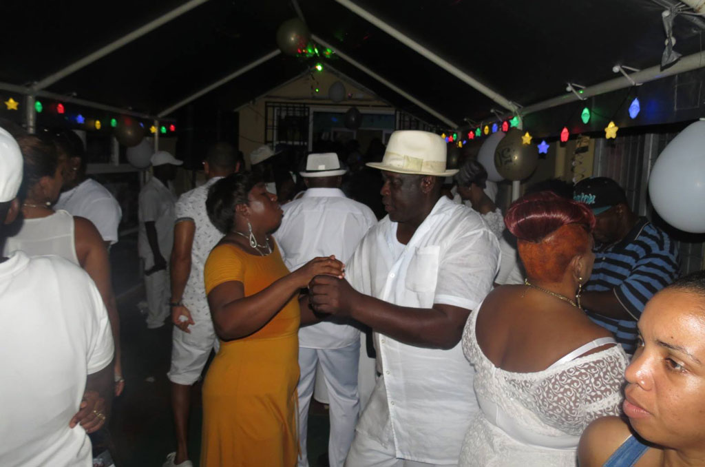 Paradise Cafe all white birthday party