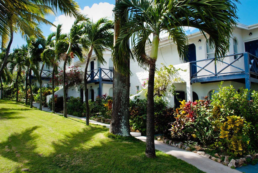 Trade Winds Hotel exterior